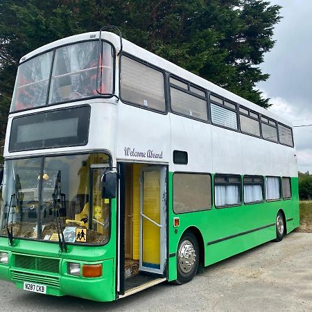 Double Decker Bus Hotel Aberystwyth Exterior photo